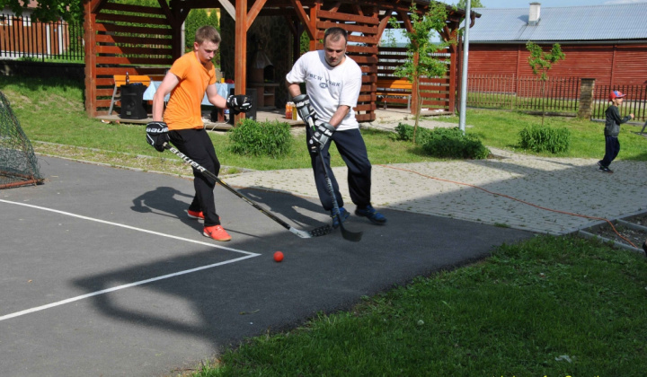 Hokejbalový turnaj 16.5.2015